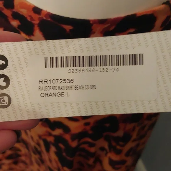 Sheer leopard print 2 piece skirt and top - Picture 11 of 12